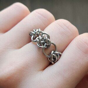 Medieval four winds silver chainmail chain-link ring ✦ size 7 ✦